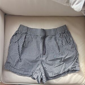 Uniqlo shorts